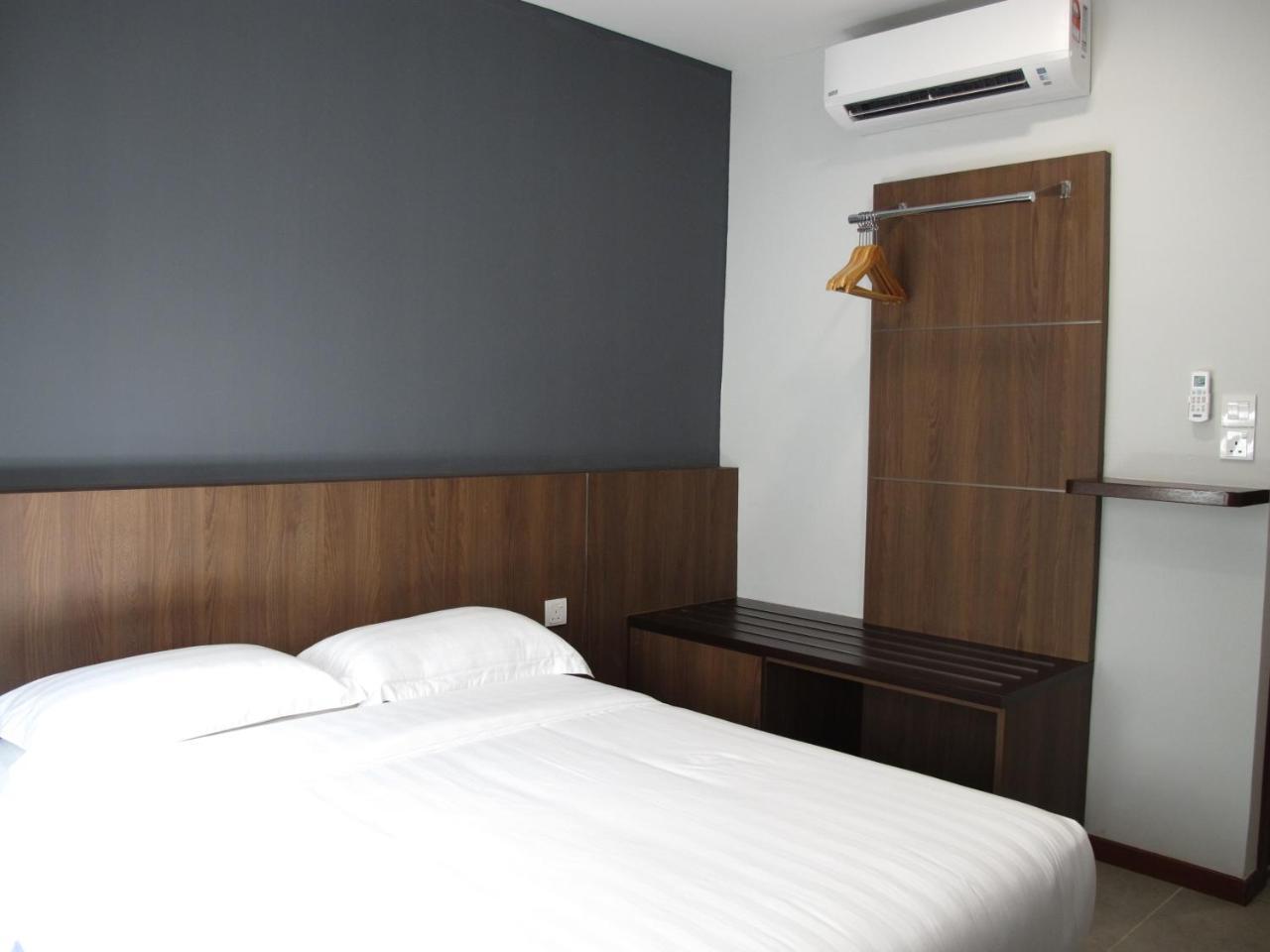 Hotel Sukaramai Kampung Gurun Exteriör bild