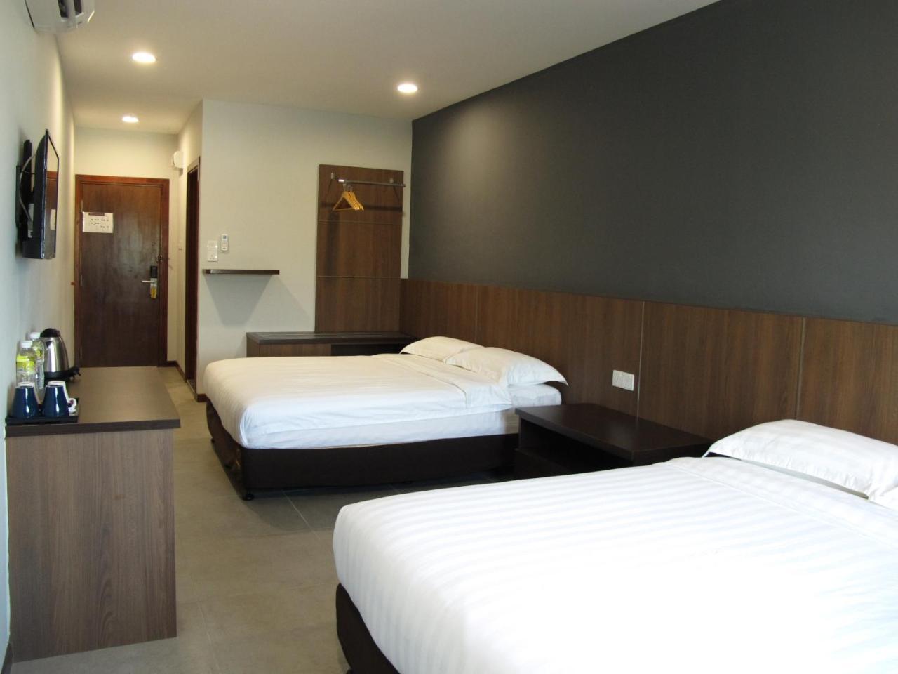 Hotel Sukaramai Kampung Gurun Exteriör bild