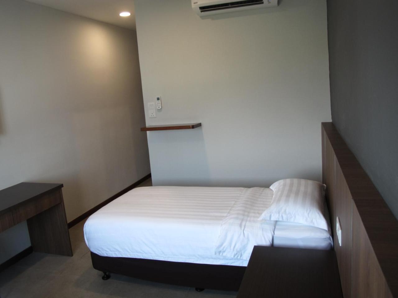 Hotel Sukaramai Kampung Gurun Exteriör bild