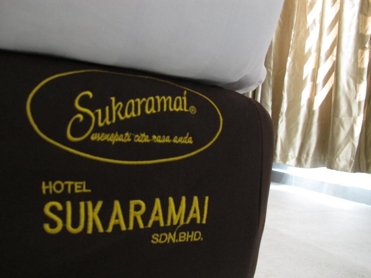 Hotel Sukaramai Kampung Gurun Exteriör bild