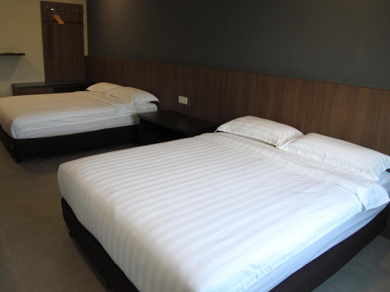 Hotel Sukaramai Kampung Gurun Exteriör bild