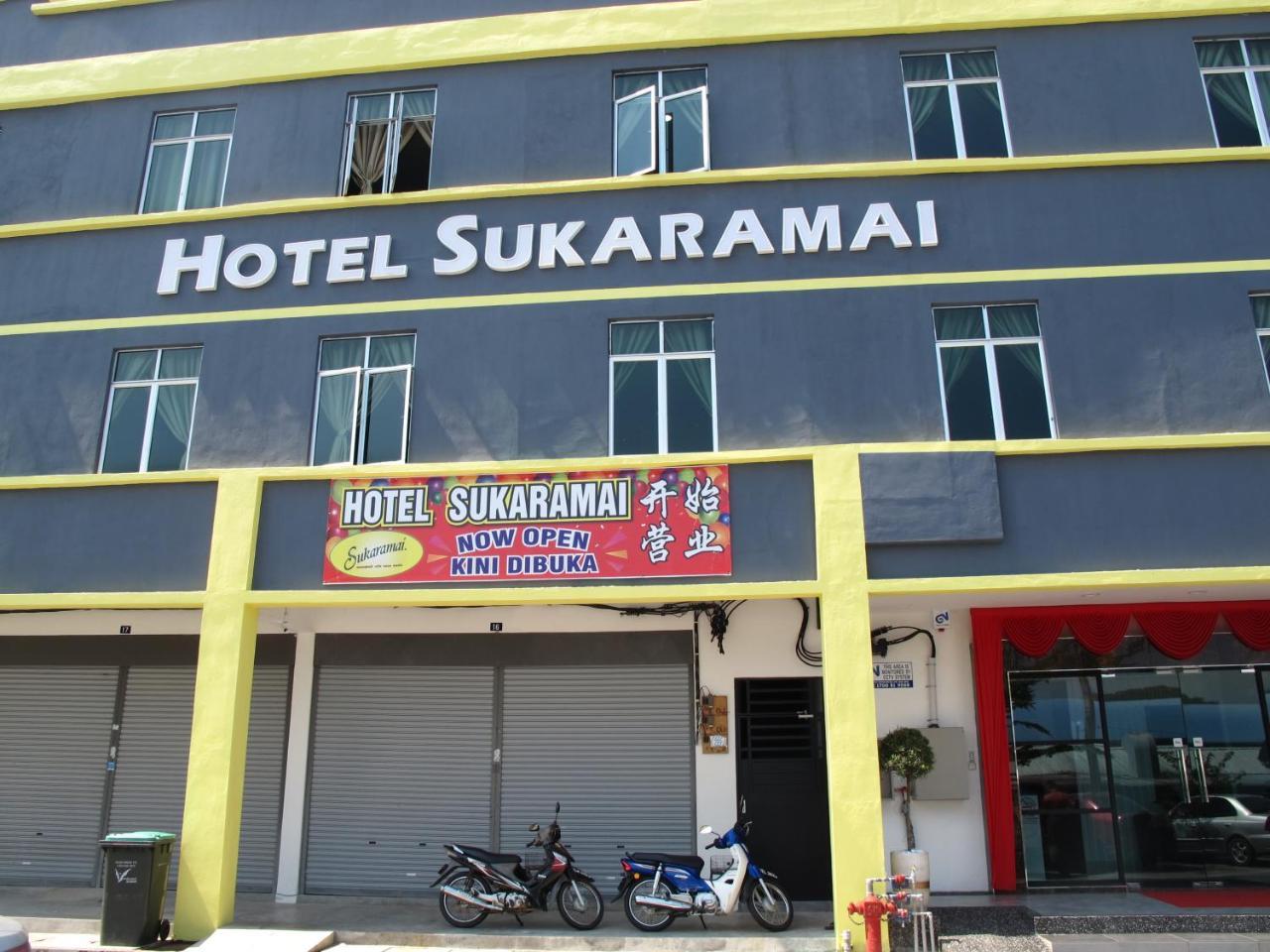 Hotel Sukaramai Kampung Gurun Exteriör bild